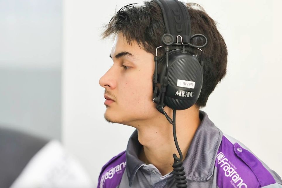 Carl Bennett Headphones